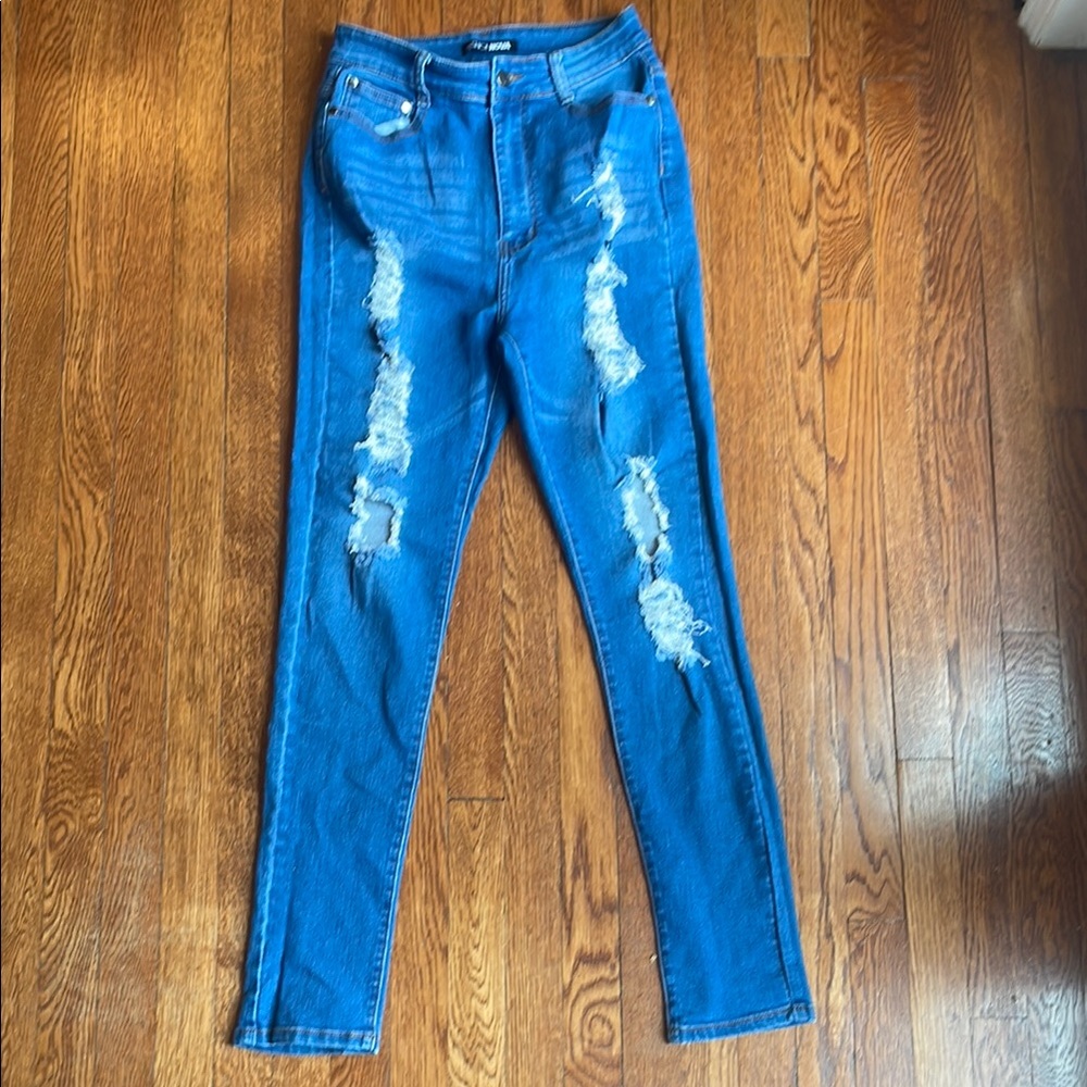 Fashion Nova High Rise Distressed Blue Jeans - NWOT